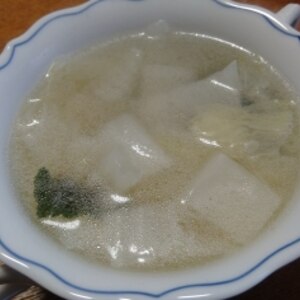 白菜とわかめのシャンタンスープ